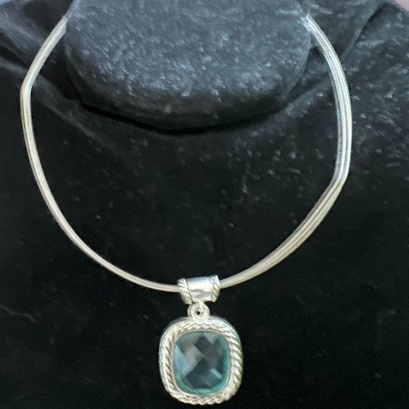 Bill Blass Wire Chain Blue Faceted Stone Silver Tone Necklace - Picture 2 of 4